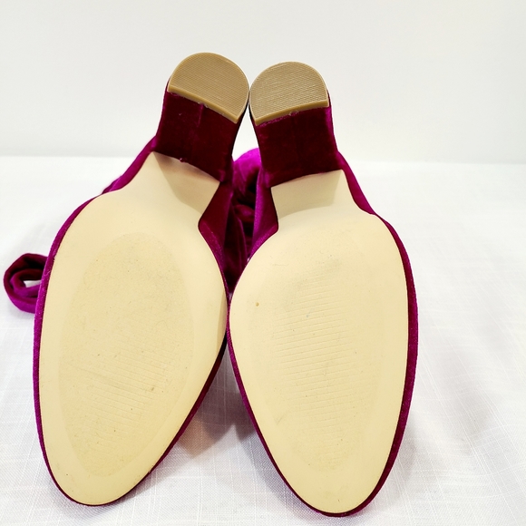 NWOT Just Fab Fusia Velvet Heels - Picture 4 of 5